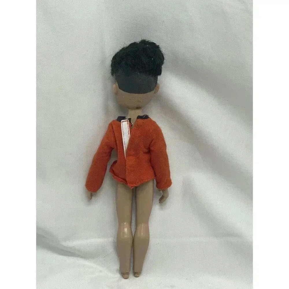Bratz Boyz Boy EITAN Doll Brown Hair Brown Eyes Navy Blue Shorts No Legs 2003